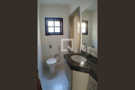 Casa à venda com 198m², 4 quartos e 2 vagasBanheiro 1