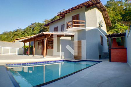 Casa à venda com 198m², 4 quartos e 2 vagasÁrea comum