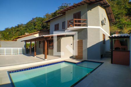 Casa à venda com 198m², 4 quartos e 2 vagasÁrea comum