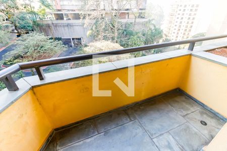 Apartamento para alugar com 320m², 6 quartos e 5 vagas Apartamento para alugar com 320m², 6 quartos e 5 vagas Suíte 3 - varanda