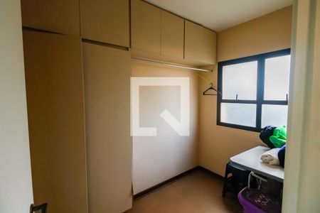 Apartamento para alugar com 320m², 6 quartos e 5 vagas Apartamento para alugar com 320m², 6 quartos e 5 vagasQuarto de Serviço 1