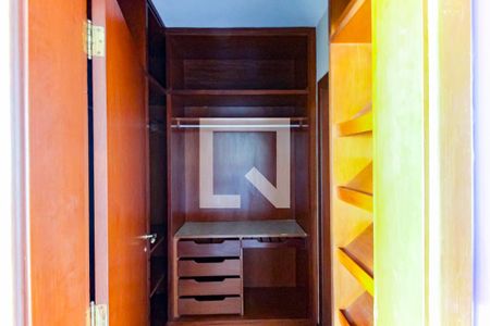 Apartamento para alugar com 320m², 6 quartos e 5 vagas Apartamento para alugar com 320m², 6 quartos e 5 vagasCloset da suíte 1