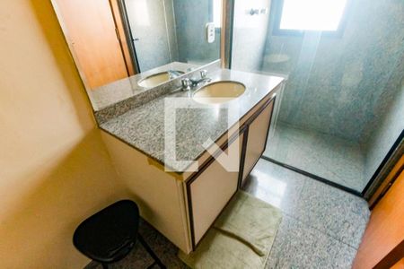 Apartamento para alugar com 320m², 6 quartos e 5 vagas Apartamento para alugar com 320m², 6 quartos e 5 vagasBanheiro suíte 4