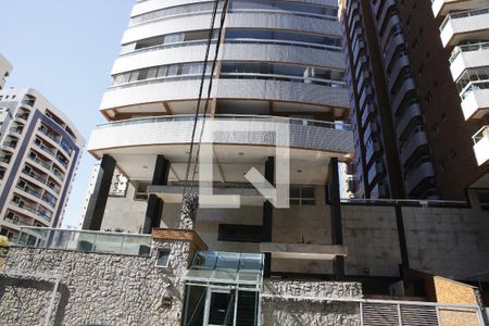 Fachadas de apartamento para alugar com 2 quartos, 95m² em Canto do Forte, Praia Grande
