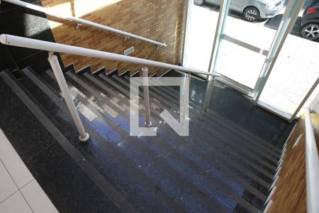 Apartamento para alugar com 95m², 2 quartos e 1 vagaEscada