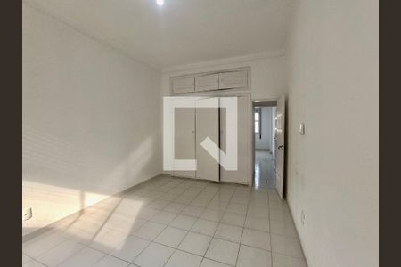 Apartamento à venda com 120m², 3 quartos e sem vaga Apartamento à venda com 120m², 3 quartos e sem vagaSuíte