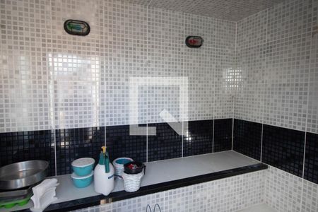 Casa à venda com 180m², 3 quartos e 2 vagasSaúna