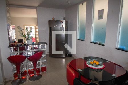 Casa à venda com 180m², 3 quartos e 2 vagasCopa