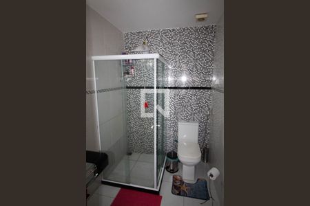 Casa à venda com 180m², 3 quartos e 2 vagasBanheiro Social