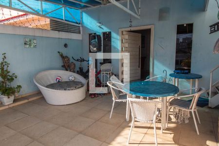Casa à venda com 180m², 3 quartos e 2 vagasÁrea de Lazer
