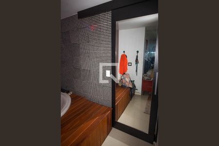 Casa à venda com 180m², 3 quartos e 2 vagasCloset da suíte