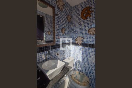 Casa à venda com 180m², 3 quartos e 2 vagasLavabo