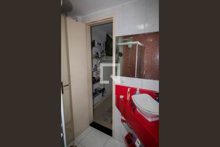 Casa à venda com 180m², 3 quartos e 2 vagasBanheiro da Suíte