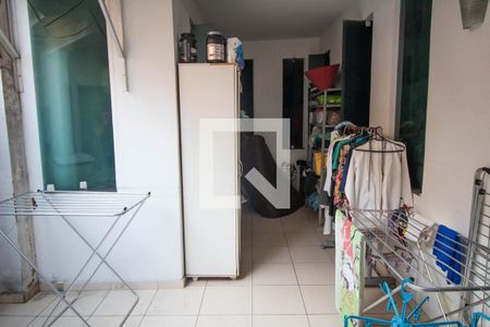 Casa à venda com 180m², 3 quartos e 2 vagasÁrea de Serviço