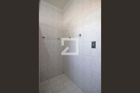 Casa à venda com 206m², 3 quartos e 2 vagasBanheiro