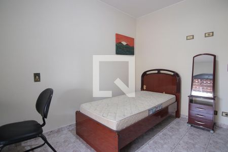 Casa à venda com 206m², 3 quartos e 2 vagasQuarto 3