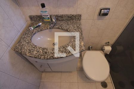 Casa à venda com 206m², 3 quartos e 2 vagasBanheiro