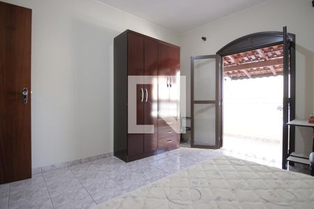 Casa à venda com 206m², 3 quartos e 2 vagasQuarto 3