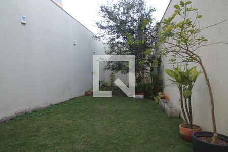 Casa à venda com 200m², 4 quartos e 2 vagasQuintal e Jardim