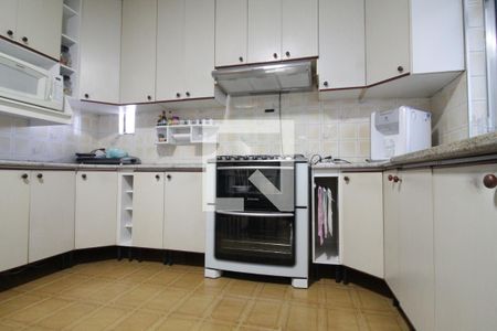 Casa à venda com 200m², 4 quartos e 2 vagasCozinha