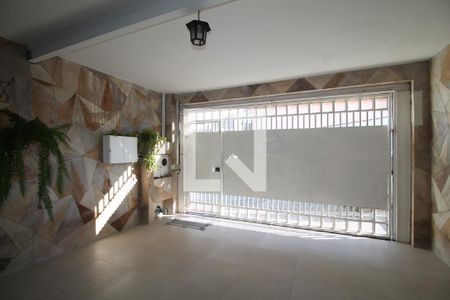 Casa à venda com 200m², 4 quartos e 2 vagasGaragem