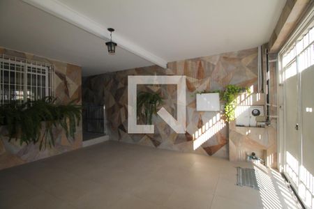 Casa à venda com 200m², 4 quartos e 2 vagasGaragem