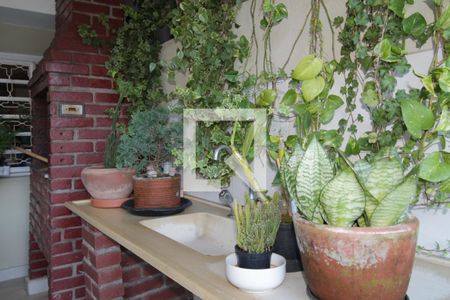 Casa à venda com 200m², 4 quartos e 2 vagasÁrea gourmet 