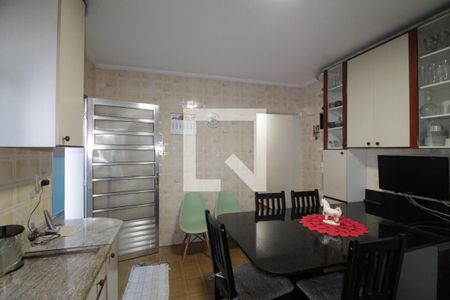 Casa à venda com 200m², 4 quartos e 2 vagasCozinha