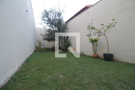 Casa à venda com 200m², 4 quartos e 2 vagasQuintal e Jardim