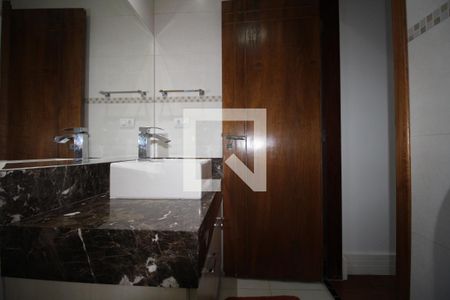 Casa à venda com 400m², 3 quartos e 4 vagasBanheiro