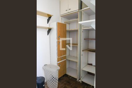 Apartamento à venda com 72m², 2 quartos e 1 vaga Apartamento à venda com 72m², 2 quartos e 1 vagaQuarto de Serviço