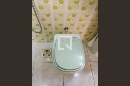 Apartamento à venda com 72m², 2 quartos e 1 vaga Apartamento à venda com 72m², 2 quartos e 1 vagaBanheiro