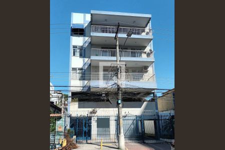 Apartamento à venda com 72m², 2 quartos e 1 vaga Apartamento à venda com 72m², 2 quartos e 1 vagaFachada
