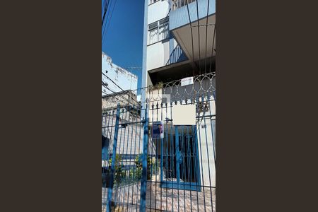 Apartamento à venda com 72m², 2 quartos e 1 vaga Apartamento à venda com 72m², 2 quartos e 1 vagaFachada