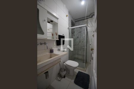 Banheiro social de apartamento para alugar com 1 quarto, 30m² em Copacabana, Rio de Janeiro