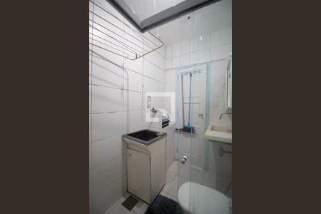 Banheiro social de apartamento para alugar com 1 quarto, 30m² em Copacabana, Rio de Janeiro