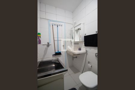 Banheiro social de apartamento para alugar com 1 quarto, 30m² em Copacabana, Rio de Janeiro