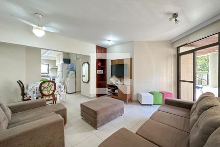 Sala de apartamento para alugar com 3 quartos, 110m² em Vila Alzira, Guarujá