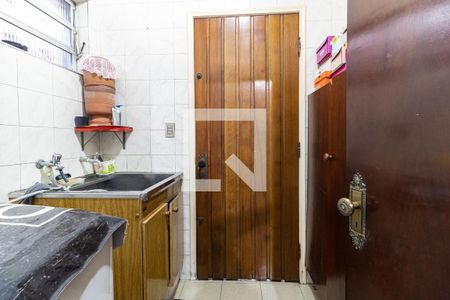 Casa de condomínio à venda com 180m², 3 quartos e 2 vagas Casa de condomínio à venda com 180m², 3 quartos e 2 vagasLavanderia