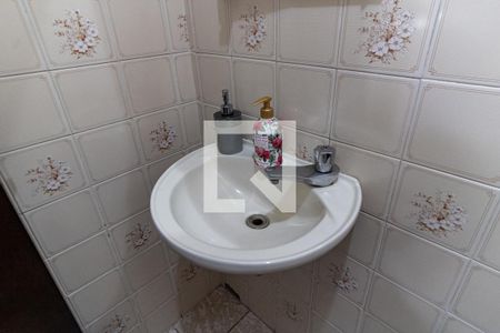 Lavabo de casa de condomínio à venda com 3 quartos, 180m² em Vila das Mercês , São Paulo