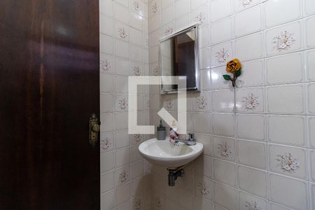 Lavabo de casa de condomínio à venda com 3 quartos, 180m² em Vila das Mercês , São Paulo
