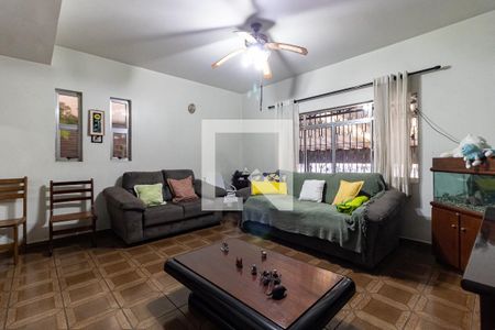 Sala de casa de condomínio à venda com 3 quartos, 180m² em Vila das Mercês , São Paulo