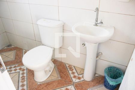 Casa para alugar com 40m², 1 quarto e 1 vaga Casa para alugar com 40m², 1 quarto e 1 vagaBanheiro