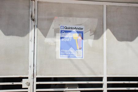 Casa para alugar com 40m², 1 quarto e 1 vaga Casa para alugar com 40m², 1 quarto e 1 vagaPlaca