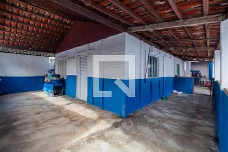 Casa à venda com 700m², 1 quarto e 1 vagaCorredor