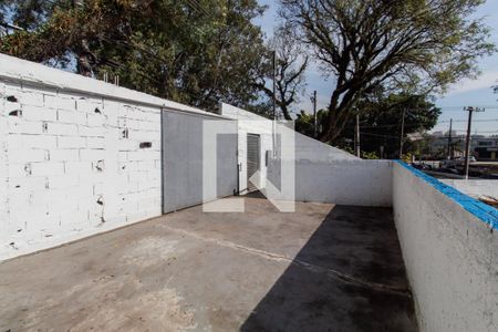 Casa à venda com 700m², 1 quarto e 1 vagaVaranda