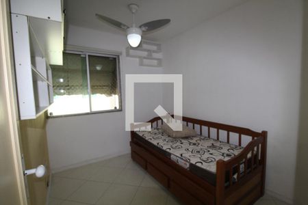 Quarto 1 de apartamento para alugar com 2 quartos, 57m² em Jacarepaguá, Rio de Janeiro