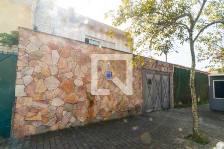 Casa à venda com 211m², 3 quartos e 2 vagasFachada