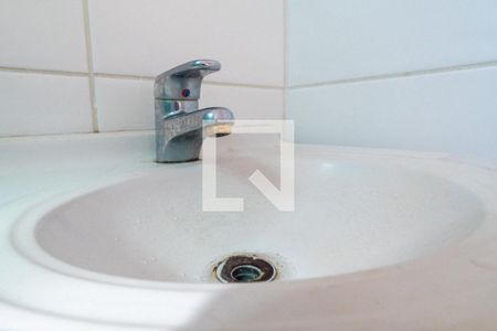 Casa à venda com 211m², 3 quartos e 2 vagasBanheiro da Suíte 2 Detalhe