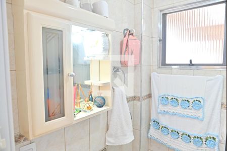 Banheiro Suite de apartamento para alugar com 2 quartos, 73m² em Vila Tupi, Praia Grande